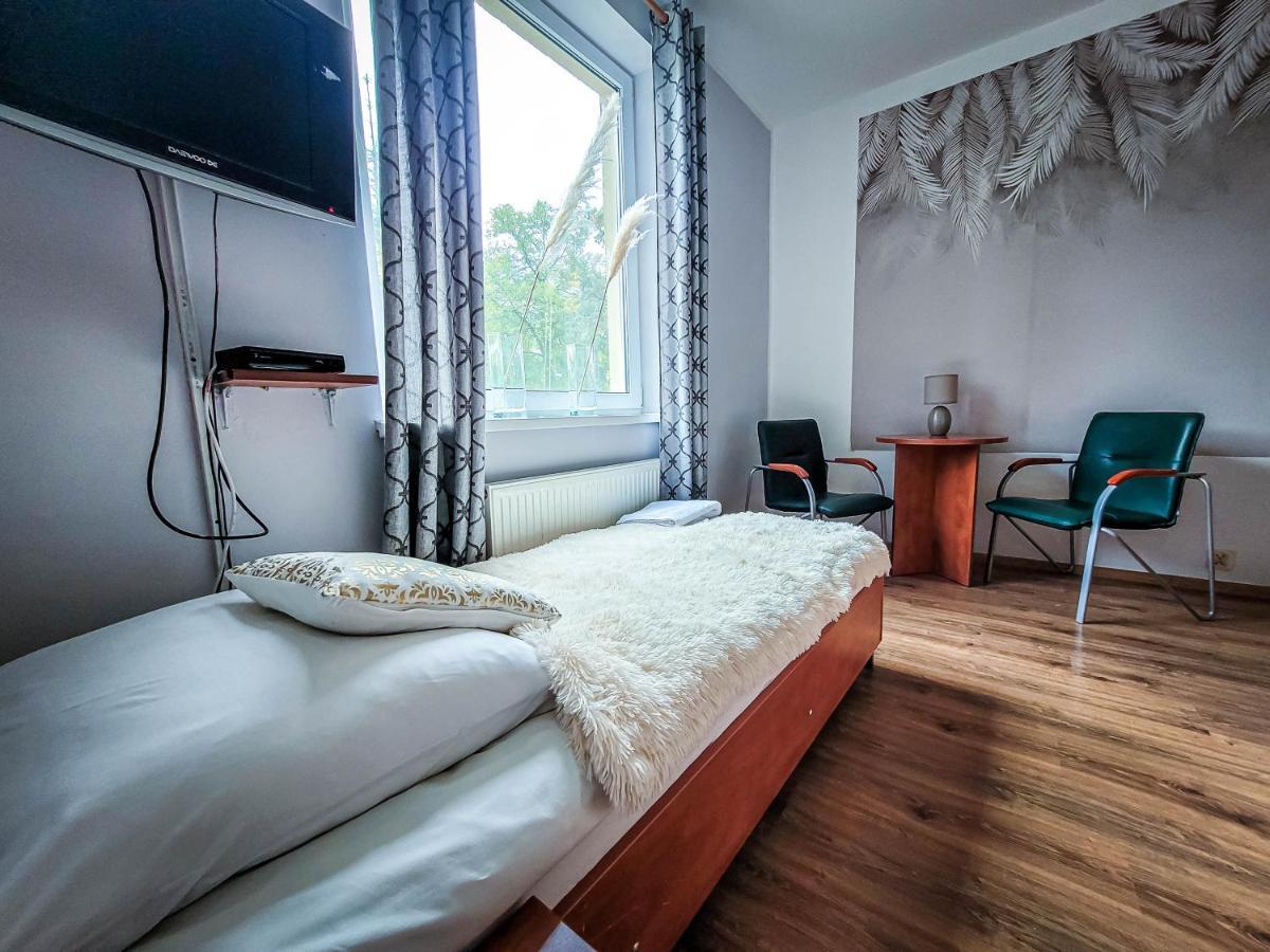Osrodek Sportowo-Wypoczynkowy Hotel Choszczno Buitenkant foto